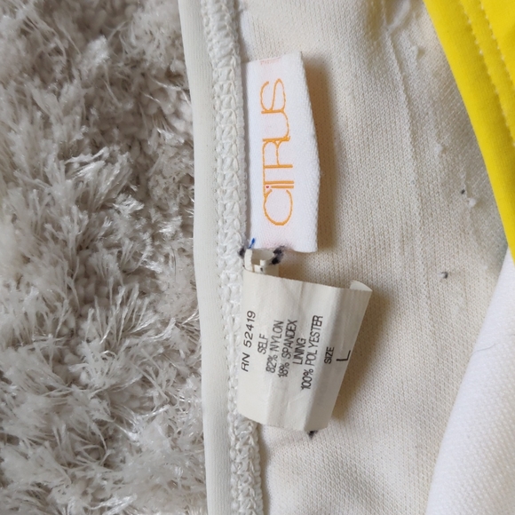 VGUC Striped bikini - Picture 6 of 9